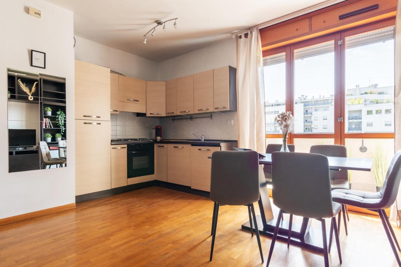 Tortona-Design District, Splendido Appartamento Con Garage Privato Milan Bagian luar foto